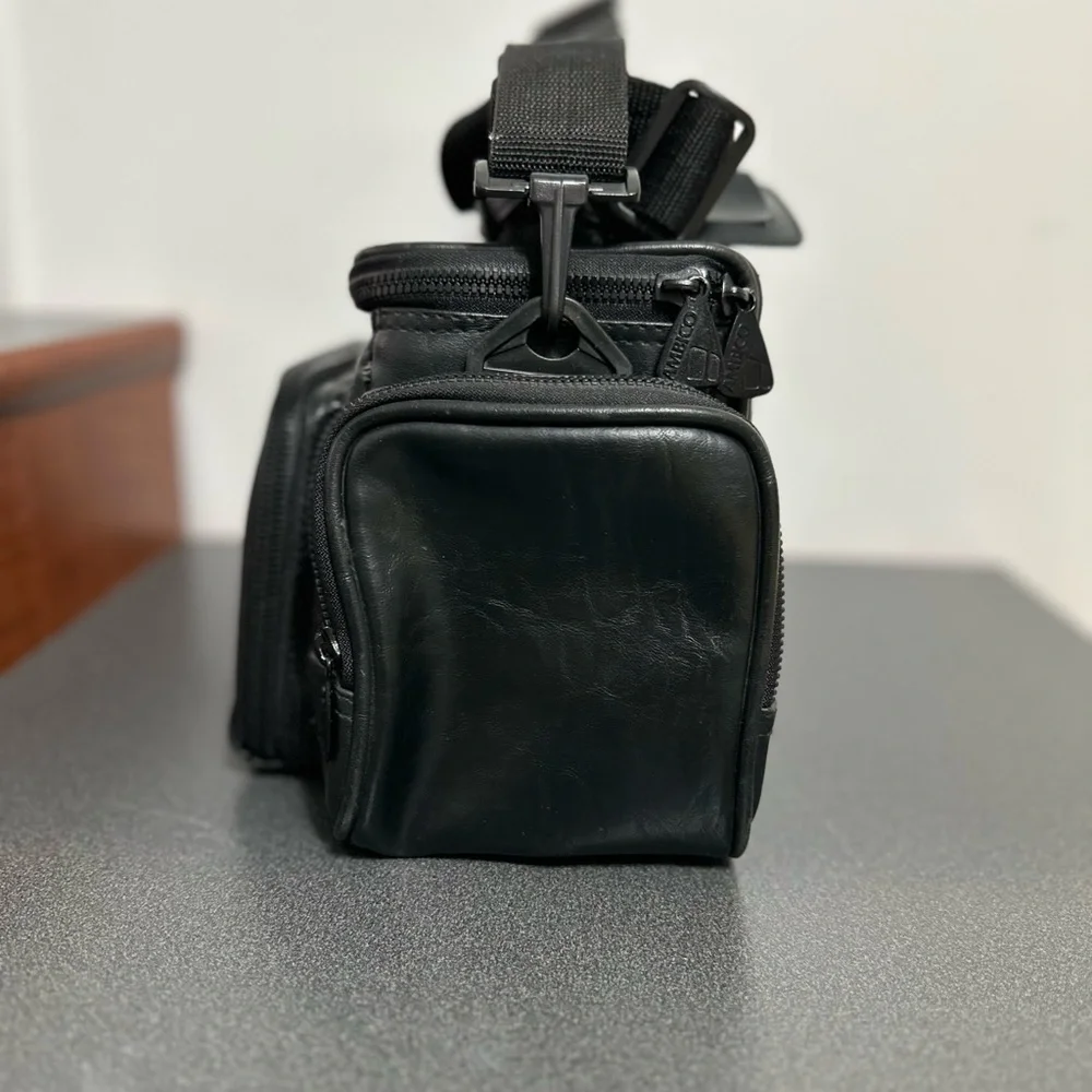 Ambico Signature Series Padded Camera Gear Camcorder Bag VHS-C/8mm (V-4465)